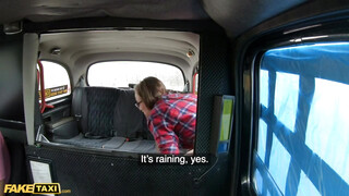 Fake Taxi - Lady Bug a fiatal sulis lány
