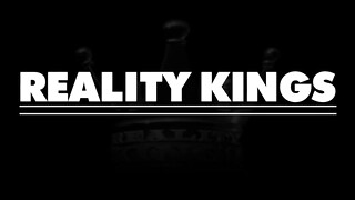 Reality Kings - Mona Azar a méretes seggű latin amerikai milf