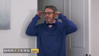 Brazzers - Kristen Scott az apja haverjával kefél