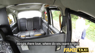Fake Taxi - Betty Foxxx a csöcsös brazil milf