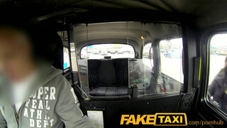 FakeTaxi - a kicsike lopós barna picsa megbánja amit tett