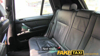 FakeTaxi hardcore vad baszás hátulról főleg