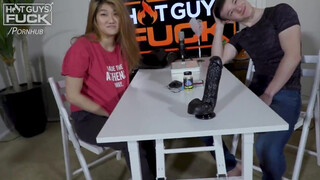 Hot guys fuck - a kicsike japán kisasszony és a japán krapek