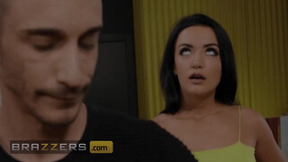 Brazzers - Zuzu Sweet-et popsiba keféli a Barista manus