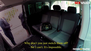 FuckedInTraffic - Barbara Nova hatalmas cickós kiscsaj