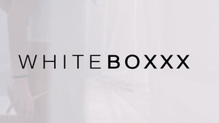 WHITEBOXXX - egyszerűen rám mászott ez a bomba bige