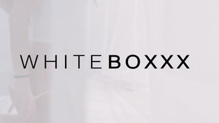 WhiteBoxxx - kettő ultra izgató leszbikus kényezteti egymást