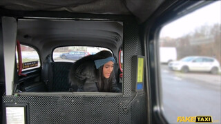 Fake Taxi - Capri Lmonde a fullos csoki bige