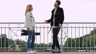 Casual Tini Szex - fullos fekete lány és a barátja