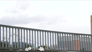 4K HD - Jenna J Ross a sportos tini nőci