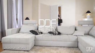Busty World - Nagy didkós milf és a masszőr