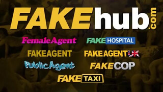 Public Agent - Fekete hajú kicsike didkós tini kisasszony