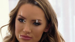 Cali Carter megkefélve az irodában