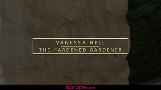 Karups - Vanessa Hell a pici didkós milf