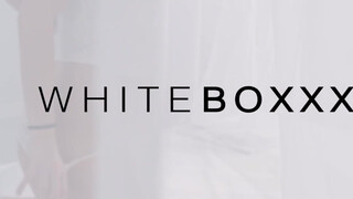 WhiteBoxxx - Lena Reif a hatalmas cickós orosz hölgyemény
