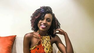 Mosolygós csoki csinibaba pov castingon durván megrakva