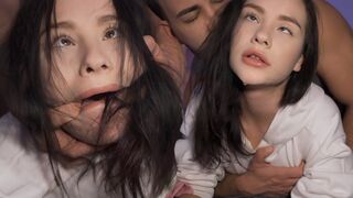 Extrém spriccelős orgazmus - 18 éves tini rendesen szétbaszva hardcore kutyapózban - matty mila perez